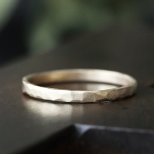 rustic carved band, 14k gold ring, wedding band, everyday ring, solid recycled 18k gold, wedding ring image 2