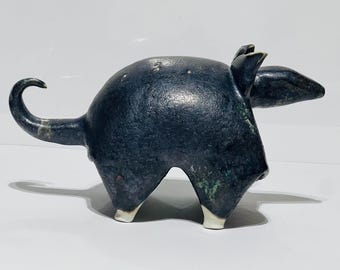 Armadillo in ceramica smaltata scura