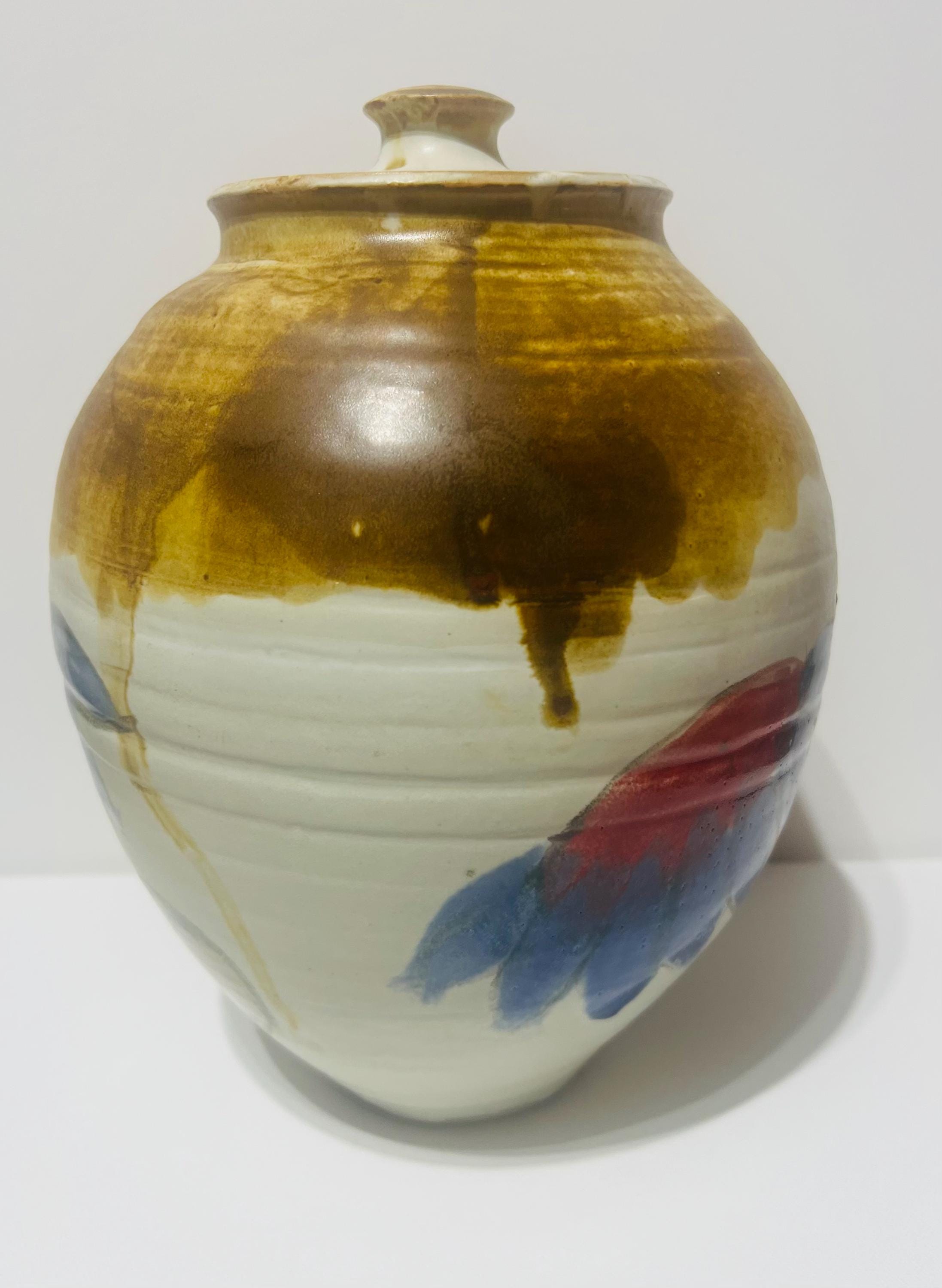 青い花が描かれた蓋付き壺（陶器） - Etsy 日本