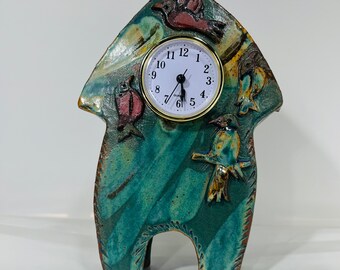 Cassa dell'orologio a forma di uccello con motivo turchese