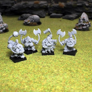 Deathseekers, Fantasy Skirmish Miniatures by MoM Miniatures, perfect for Fantasy Wargames and RPGs