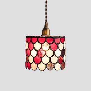 Tiffany-Style Stained Glass Pendant Light: Red & White Scalloped Shell Pattern
