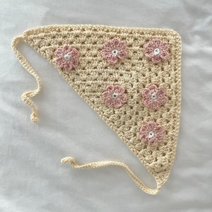 bandana marguerite au crochet, bandana en tricot fleuri, écharpe pour cheveux style cottage, bandeau en coton, accessoire pour cheveux au choix rose, bleu, vert, jaune Jaune