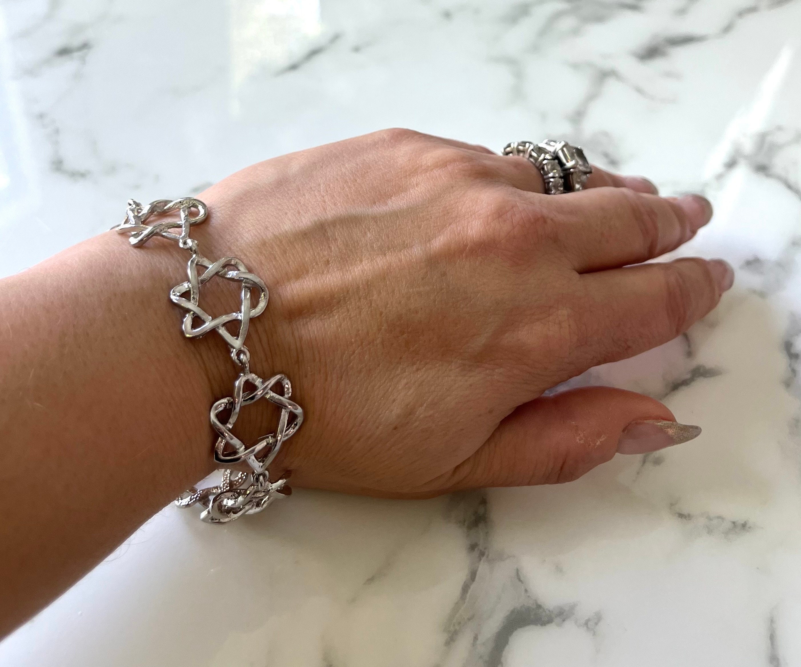 Dazzling Star of David Hand Chain Bracelet