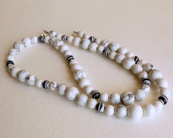 White Howlite with Gray Veins Round  Stones  and Black and White Jasper Round Stones,  Hand Beaded Necklace Handmade Jewelry, Gift Idea