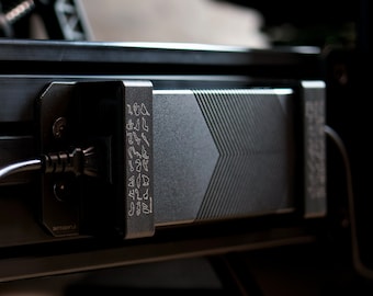 Soporte de montaje para fuente de alimentación Fanatec CSL DD de 8 nm (repuesto) - Para simulación de carreras - Accesorio seguro y duradero - Fácil instalación
