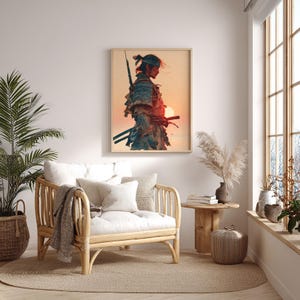 Puede incluir: Una impresión enmarcada que presenta una ilustración al estilo acuarela de un guerrero samurái al atardecer. La obra de arte muestra al guerrero de perfil, con una espada y vestimenta tradicional, sobre un cielo cálido, naranja y amarillo.