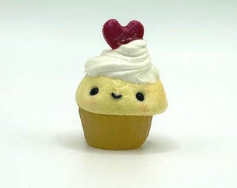 Mini Kawaii Cupcake with Heart Charm