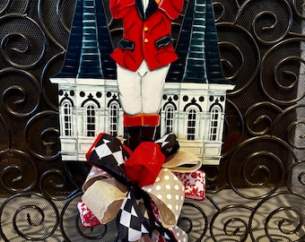 Derby Bugler with Spires Table Topper