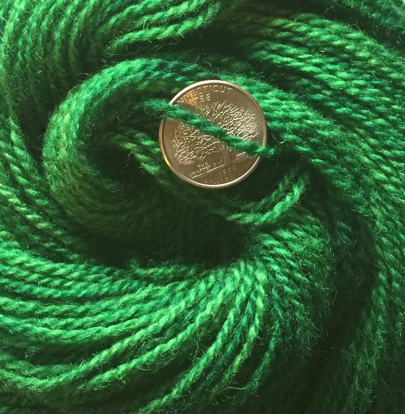 Kettle Dyed DK Weight 2 ply Wool Yarn Emerald Green 1 3.85 oz 109.15 g 200 yds 182.88 m image 5