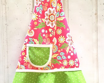 Pink Floral Kids Apron, Little Girls Apron, Toddler Apron, Teen Apron, Pretend Play Kitchen, Girls Birthday Gift - PINK & GREEN FLORAL