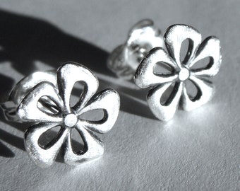 Flat Flower Studs Flower Earrings Small Brushed Flower Post Earrings Sterling Silver Stud Earrings