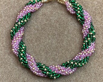 Pink and Green Beaded Spiral Bracelet with Toggle Clasp 6 1/2 Inch