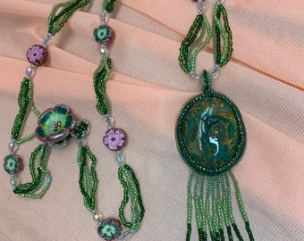 Handcrafted Green Beaded Necklace with Cabochon and Button Closure