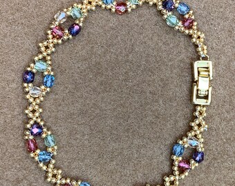 Spring Pastel Glass Beaded Bracelet 8 1/2 Inches