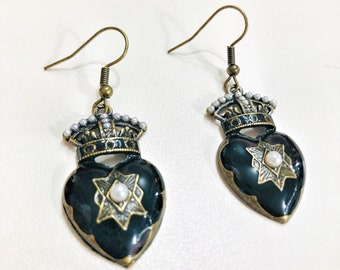 Enamel Heart Crown Earrings