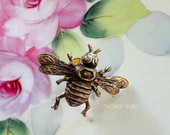 Hat Pin Bumble Bee Brass Patina