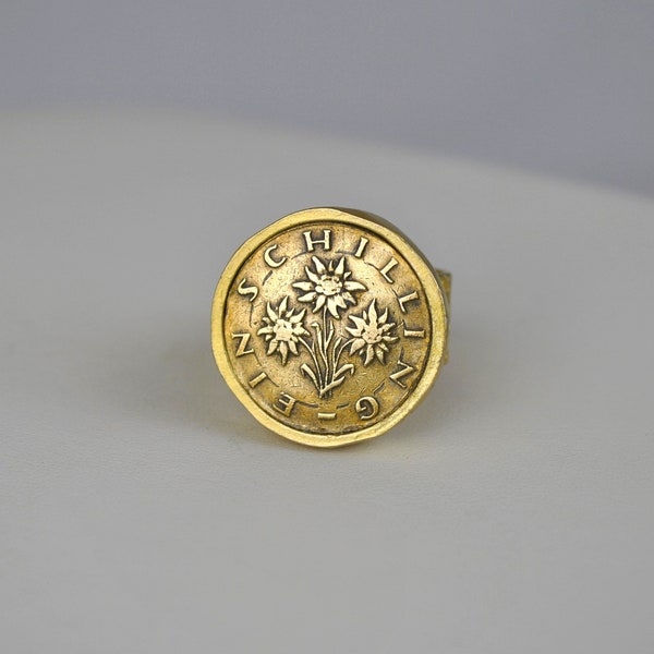 Austria Coin Ring - 1 Schilling Edelweiss Flowers - Gold Tone Coin Ring