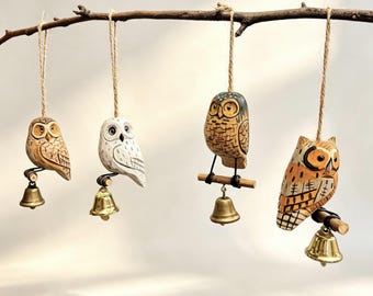 Eulen-Windspiel-Set, hölzerne hängende Eule mit Glocke, handgeschnitzte Vogel-Windspiele, rustikaler Hauptakzent, Weihnachtsgeschenk für Eulenliebhaber