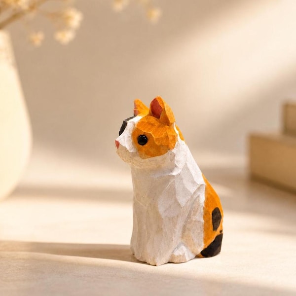 Calico Cat Figurine, Wooden Cat Cake Topper, Mini Cat Statue, Tiny Desk Decor, Cute Kitty Gift, Cat Lover Decor, Handmade Animal Art