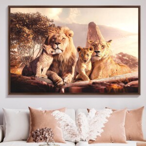 Famiglia di leoni con 2 cuccioli / Arte della fauna selvatica per decorazioni da safari / Decorazioni murali per la famiglia / Poster di animali con primo piano di leoni / Tela con animali selvatici per amanti dei leoni
