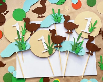 Un pato Cupcake Toppers, pato de la suerte, pato bebé primer cumpleaños pato mallard cumpleaños niño cumpleañera 1er cumpleaños tonos neutros cumpleaños