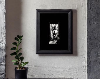 Originales Kunstwerk | Handgeschnittene surreale Collage | „Ohne Titel (Ich beobachte dich)“