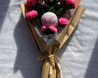 HANDMADE Crochet Gwen Stacy Rose Bouquet