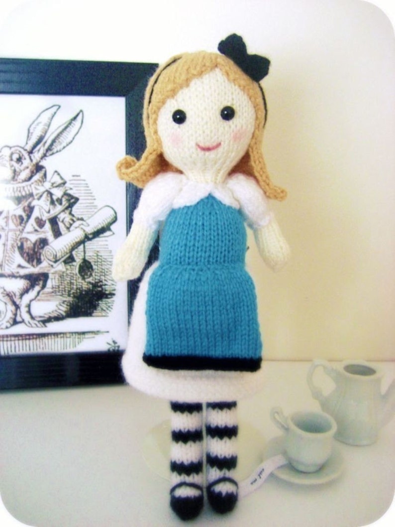 Amigurumi Knit Alice in Wonderland Pattern Digital Download image 3