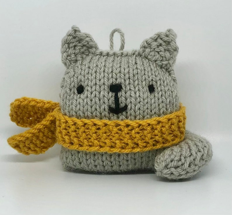 Amigurumi Knit Cat Christmas Ornaments Pattern Digital Download image 7