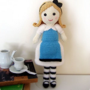 Amigurumi Knit Alice in Wonderland Pattern Digital Download image 4