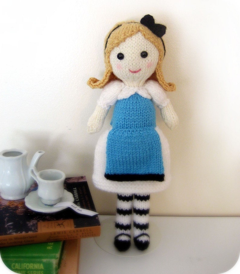 Amigurumi Knit Alice in Wonderland Pattern Digital Download image 4