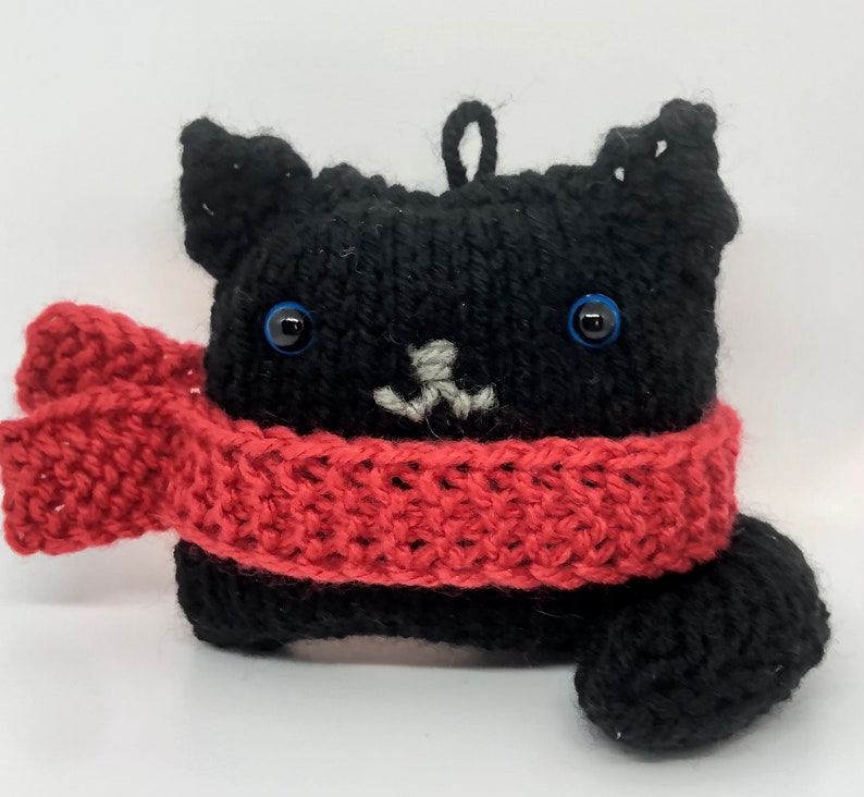 Amigurumi Knit Cat Christmas Ornaments Pattern Digital Download image 10