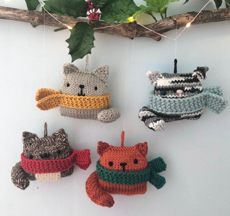 Amigurumi Knit Cat Christmas Ornaments Pattern Digital Download image 3