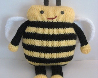 Sale - Amigurumi Knit Bee Pattern Digital Download