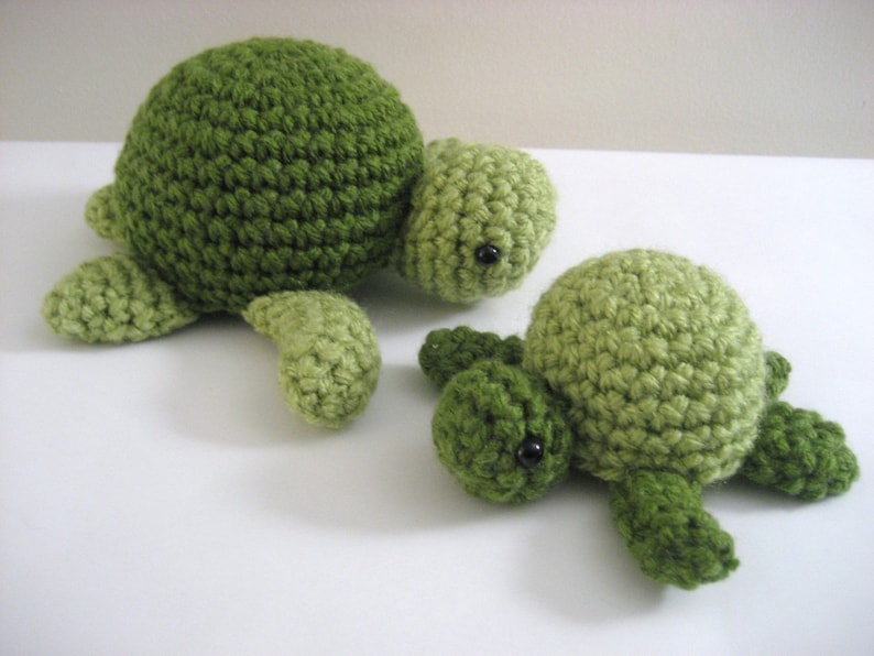 Amigurumi Crochet Sea Turtle Pattern Digital Download image 1