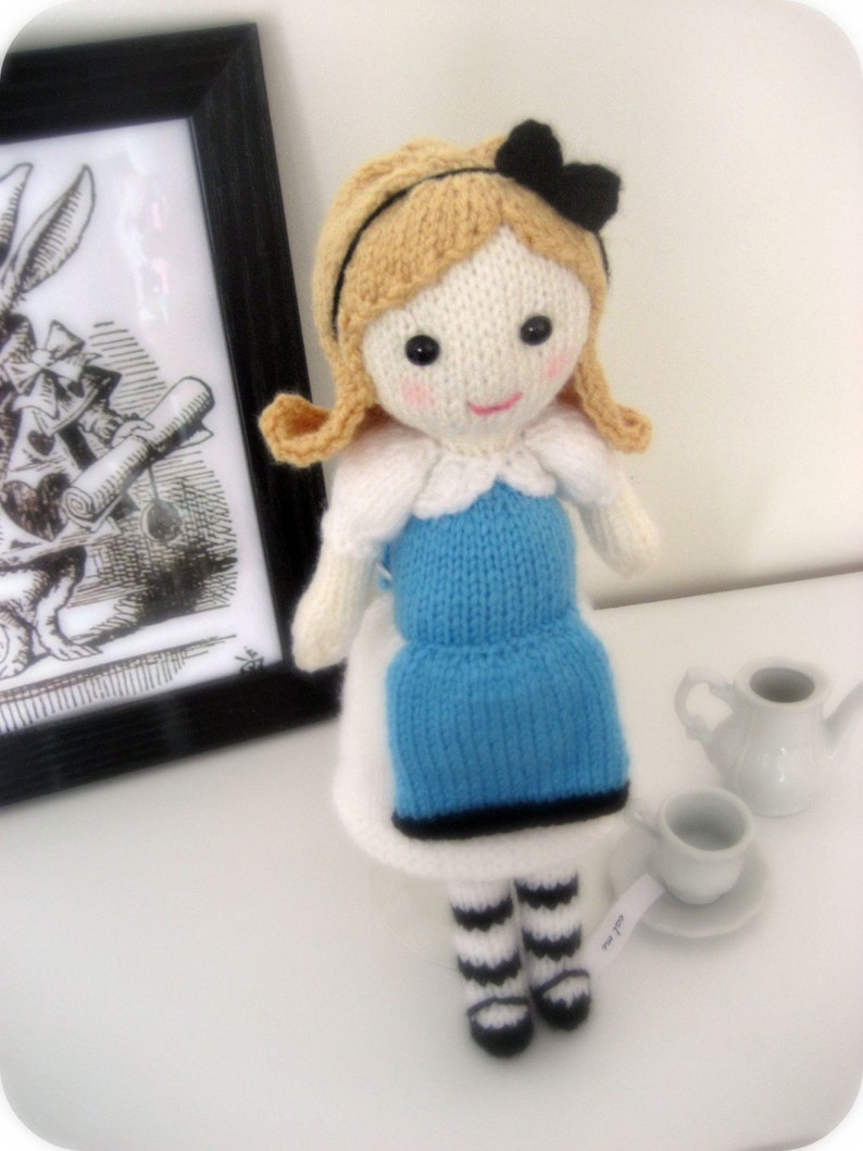 Amigurumi Knit Alice in Wonderland Pattern Digital Download image 2