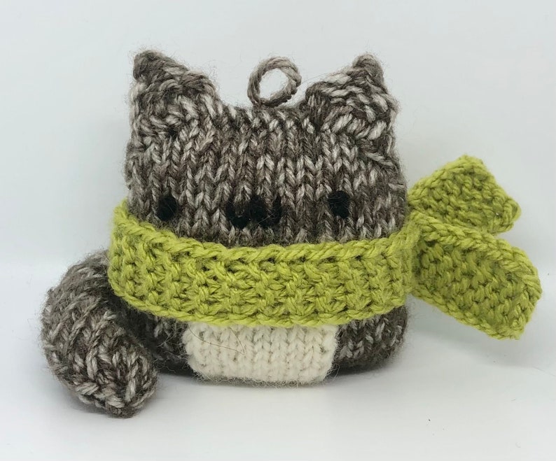 Amigurumi Knit Cat Christmas Ornaments Pattern Digital Download image 6