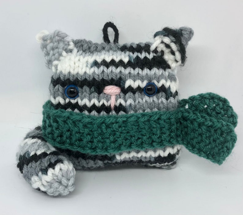 Amigurumi Knit Cat Christmas Ornaments Pattern Digital Download image 8