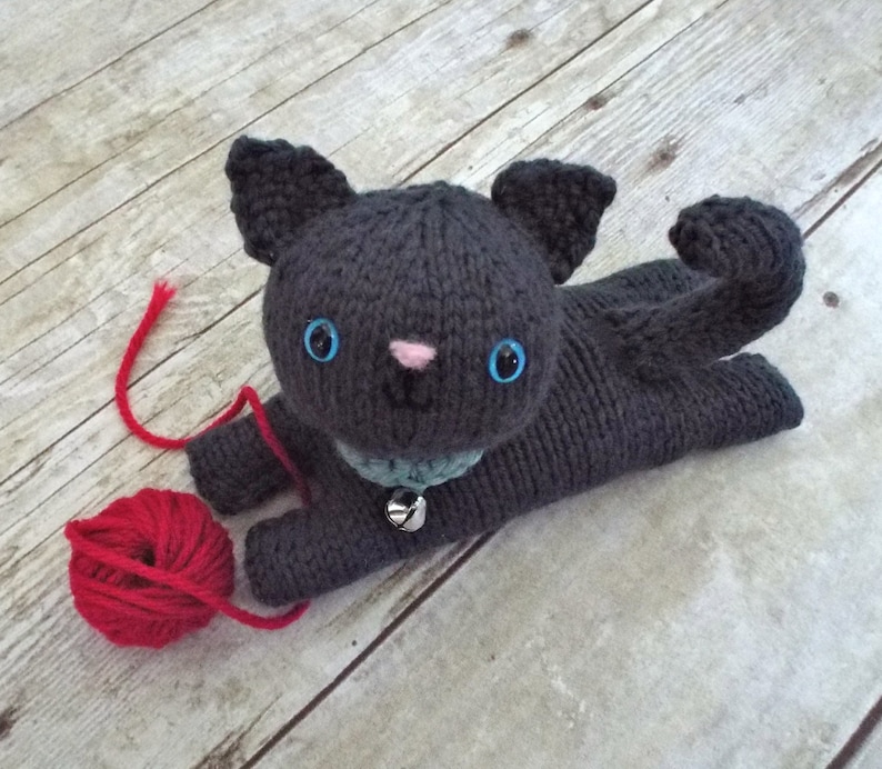 Amigurumi Knit Kitten Pattern Digital Download image 1