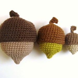 Amigurumi Crochet Nesting Acorns Pattern Digital Download image 2