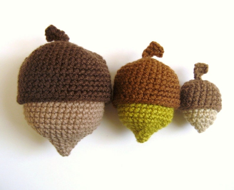 Amigurumi Crochet Nesting Acorns Pattern Digital Download image 2