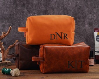 Personalized Men's Leather Toiletry Bag,Dopp Kit Men's Leather Accessory, Groomsmen Gifts, Anniversary Gift for Him,Graduation Gift for Him