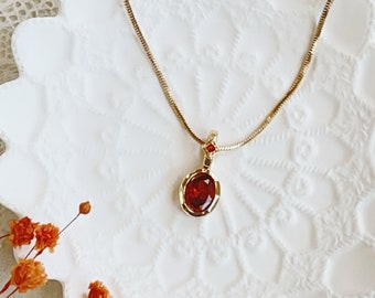 Vintage Garnet Pendant Necklace for Women - Delicate January Birthstone Necklace - Anniversary Gift - Gold Garnet Necklace - Birthday Gifts
