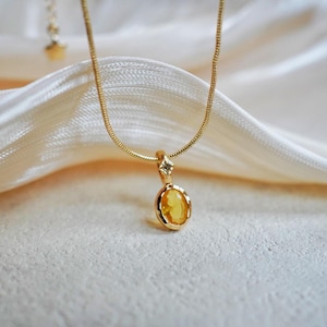 November Citrine Pendant Necklace - Dainty Gemstone Necklace for Women - Birth Month Gemstone Jewelry - Best Friend's Gift - Bridesmaid Gift