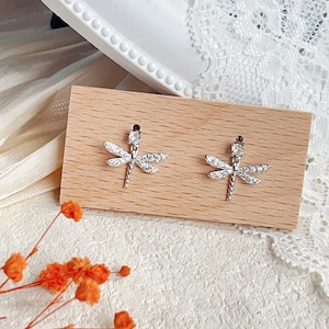 Dainty Dragonfly Stud Earrings with Cz - Funny Insects Stud Earrings in Silver - Unique Gift Idea for Women and Girls - Minimalist Earrings