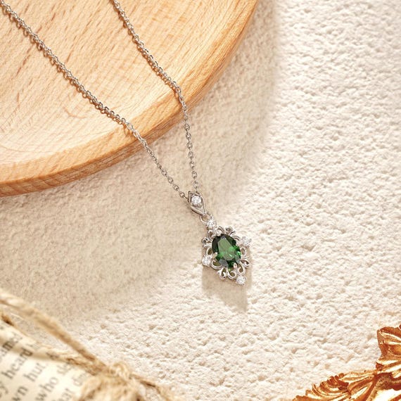 Oval Emerald Pendant Necklace | May Birthstone Jewelry for Women | Dainty Green Gemstone Necklace | Vintage Style Silver Necklace Gift