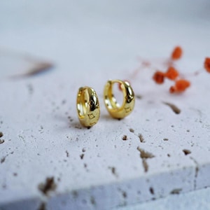 Starburst Hoop Earrings in 14K Gold - Celestial Star Hoop Earrings - Birthday Gift - Minimalist Stackable Earrings - Sliver Huggie Earrings