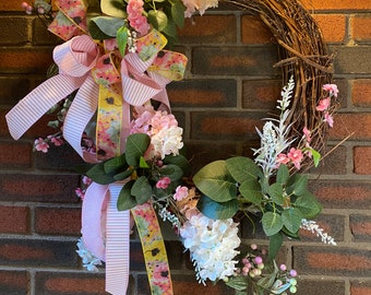 Delicada corona de hortensias rosa y blanca, regalo del día de las madres, diseño de verano rosa y blanco, decoración del patio