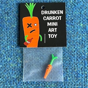 Drunken Carrot Mini Art toy image 1